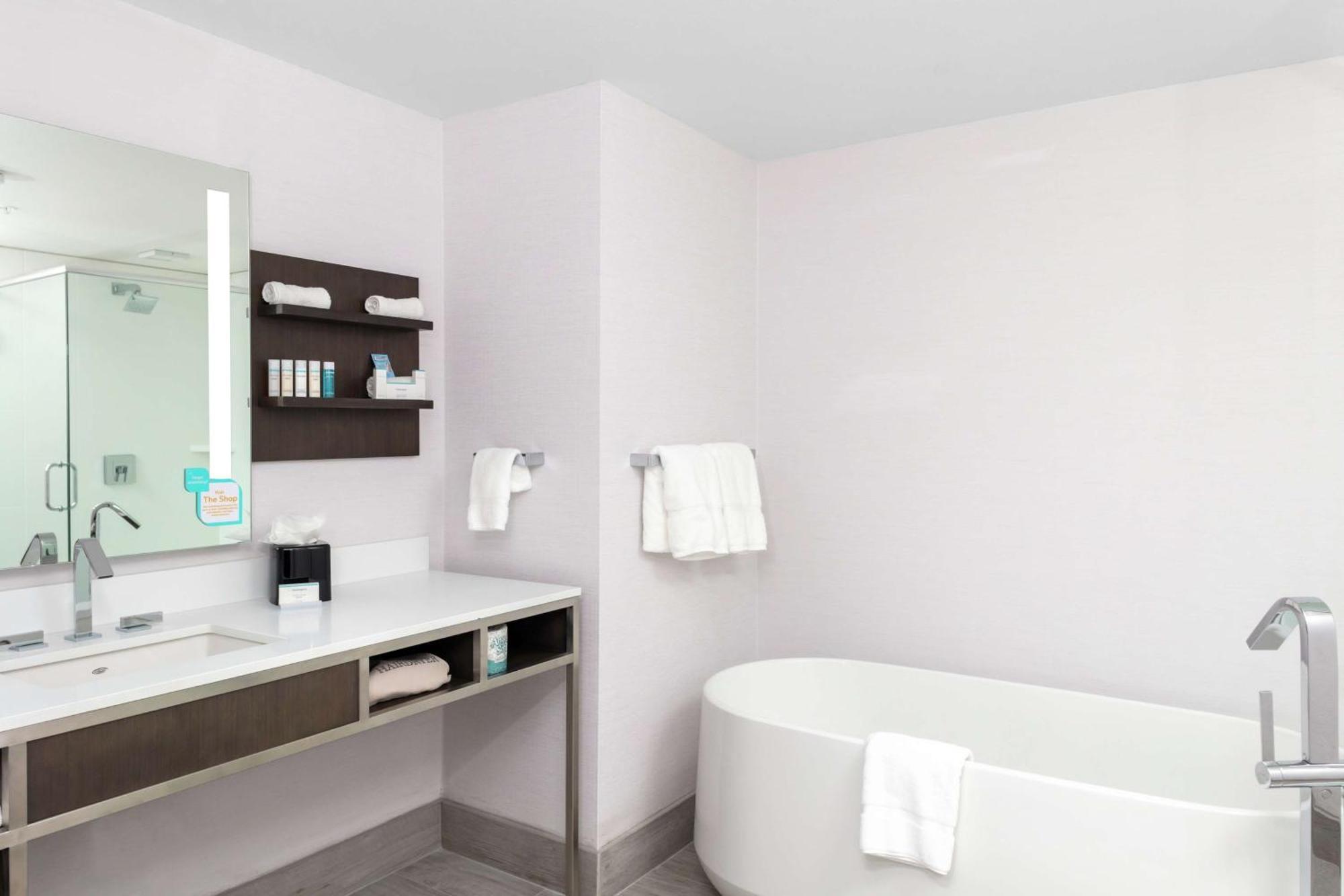 Hilton Garden Inn Denver/Thornton Zewnętrze zdjęcie